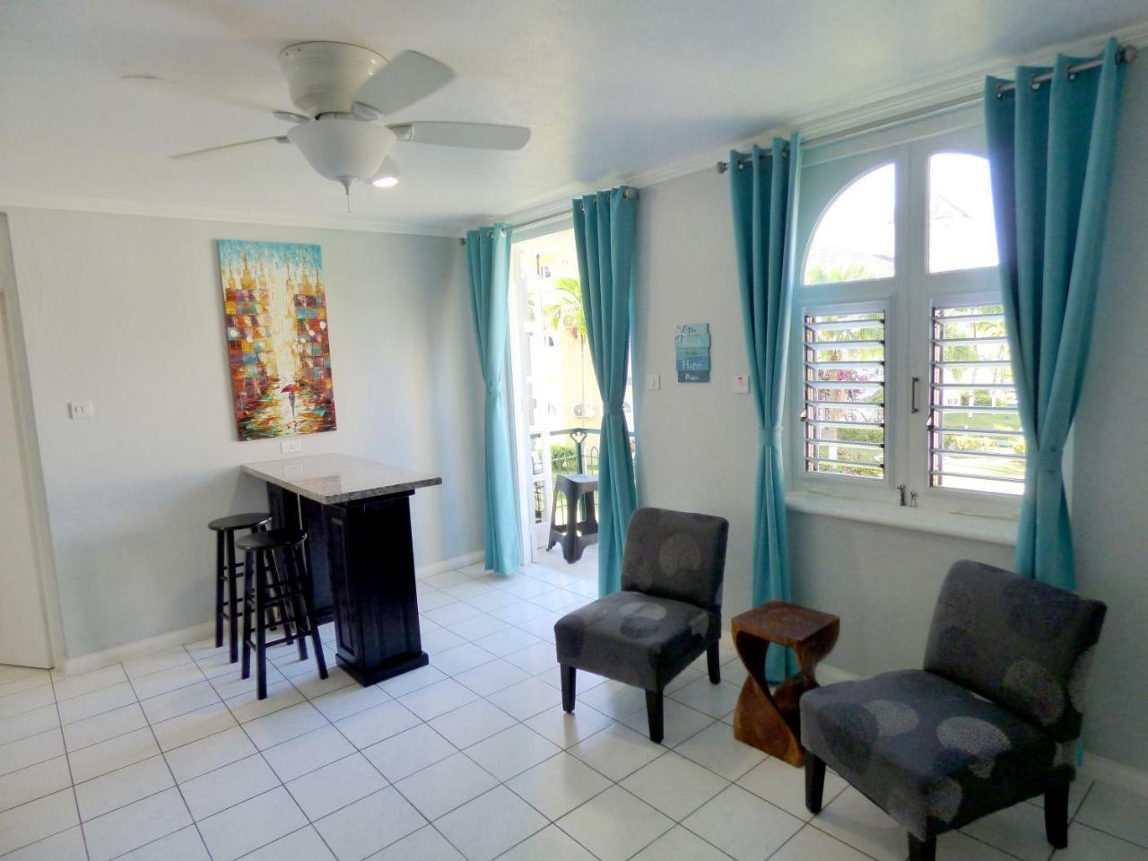 Beach One Bedroom Suite A17 Очо Риос Екстериор снимка